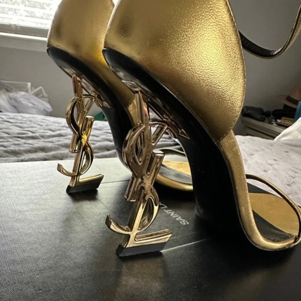 Yves Saint Laurent Opyum sandal size 6.5 - Picture 3 of 8